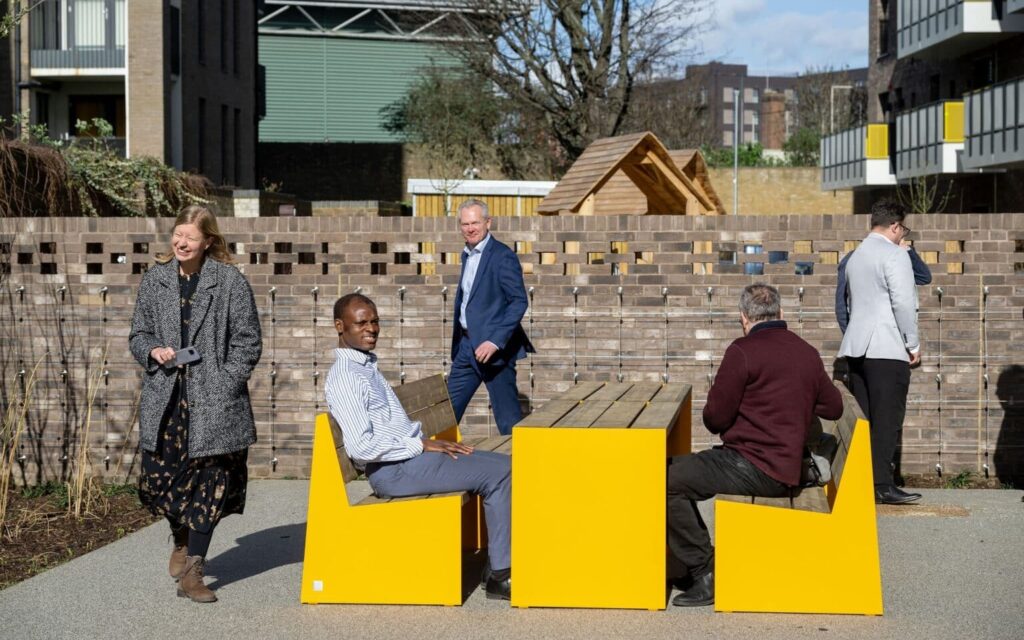 Tustin estate phase1 completion tour credit Bouygues